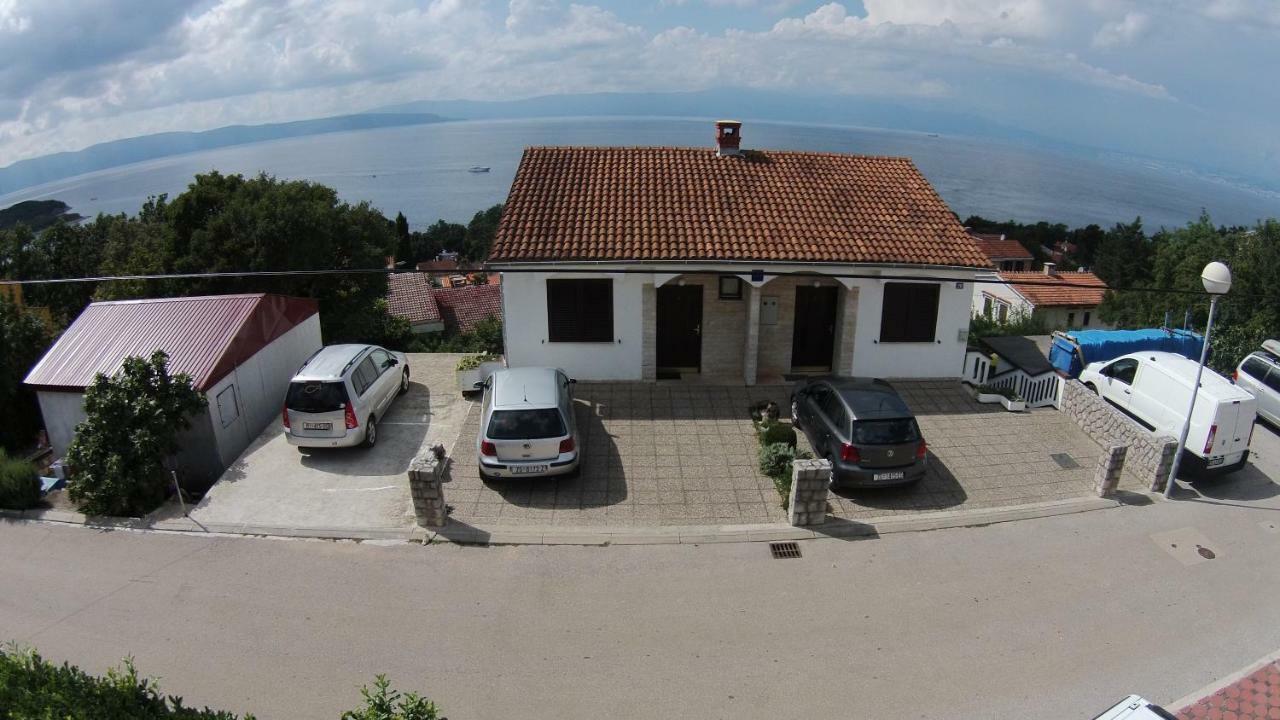 Apartments Sudic Njivice Esterno foto